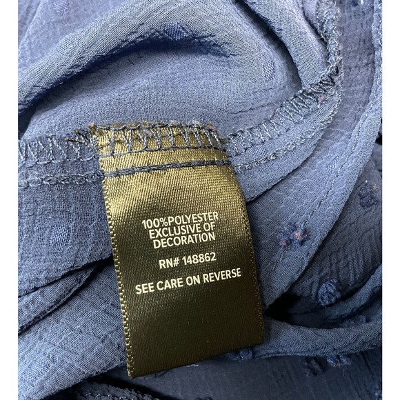 Torrid 2( 2X) Woman's Blue Long Sleeve Blouse Button Front rn# 148862 - Picture 8 of 11